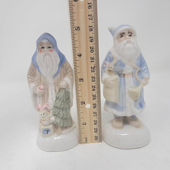 Vintage Santa Porcelain Figurine Around The World Series Set of 2 - Picture 14 of 14
